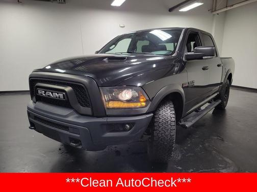Brilliant Black Crystal Pearlcoat 2017 RAM 1500 Rebel