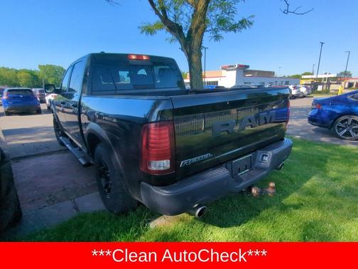 Brilliant Black Crystal Pearlcoat 2017 RAM 1500 Rebel