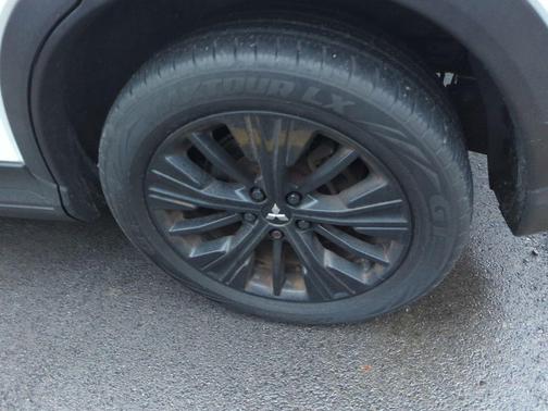 2020 Mitsubishi Eclipse Cross LE