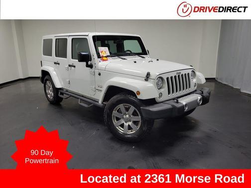 Bright White Clearcoat 2017 Jeep Wrangler Unlimited Sahara