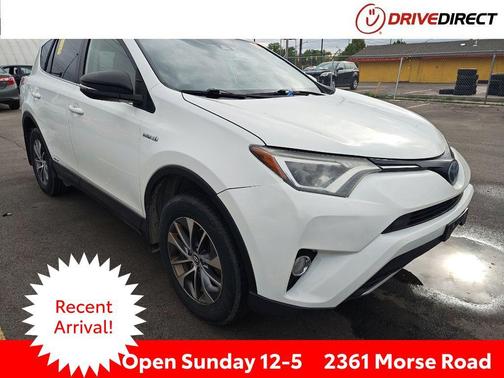 Super White 2017 Toyota RAV4 Hybrid XLE