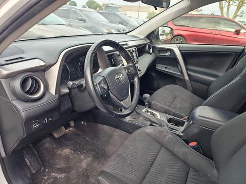 Super White 2017 Toyota RAV4 Hybrid XLE