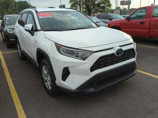 2020 Toyota RAV4 Hybrid XLE