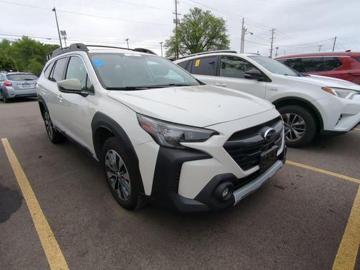 Crystal White Pearl 2024 Subaru Outback Limited