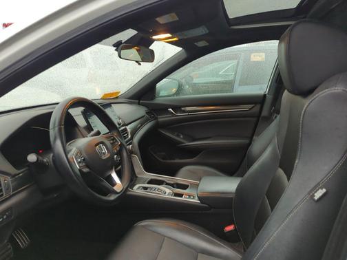 2018 Honda Accord Sport 2.0T