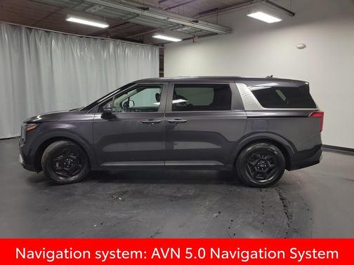 2025 Kia Carnival LXS