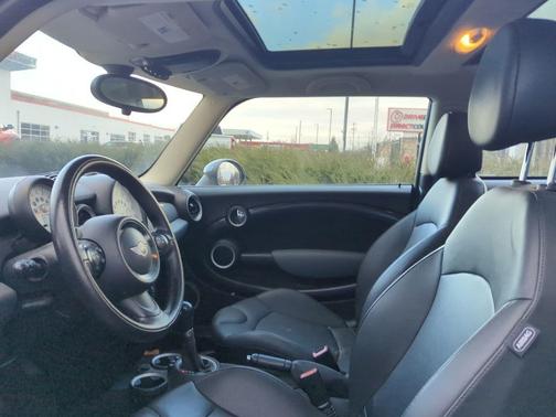 2012 MINI Cooper S Base