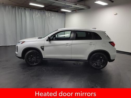 White Diamond 2025 Mitsubishi Outlander Sport 2.0 LE
