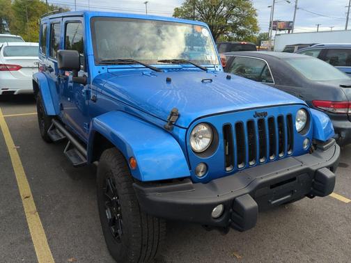 2016 Jeep Wrangler Unlimited Sahara