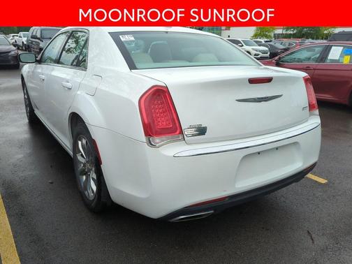 Bright White Clearcoat 2015 Chrysler 300 Limited