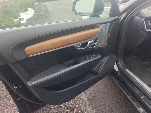 2018 Volvo S90 T6 Inscription