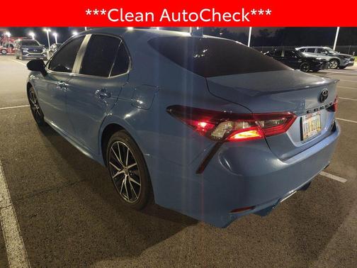 2023 Toyota Camry SE