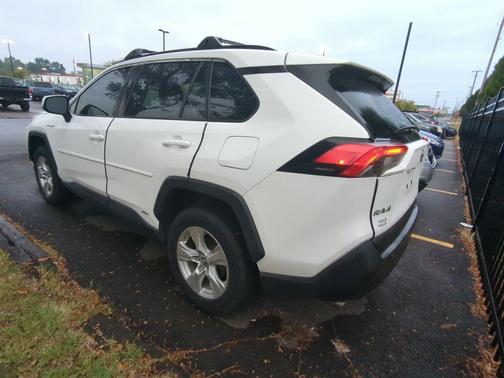 2019 Toyota RAV4 Hybrid XLE