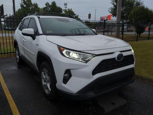 2019 Toyota RAV4 Hybrid XLE