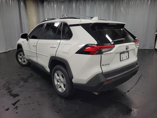 2019 Toyota RAV4 Hybrid XLE