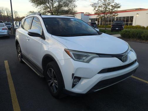 2017 Toyota RAV4 XLE