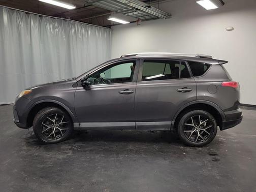 2016 Toyota RAV4 SE