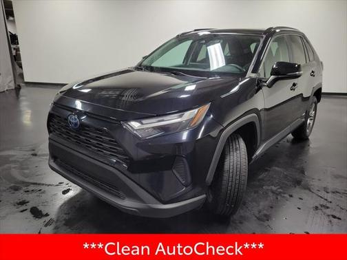 2022 Toyota RAV4 Hybrid XLE