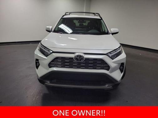 Pearl 2025 Toyota RAV4 Hybrid Limited