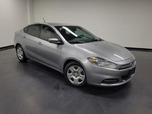 Photo 3 of 23 of 2016 Dodge Dart SE