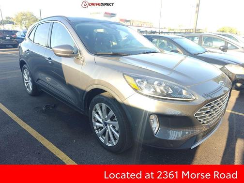 2022 Ford Escape Titanium