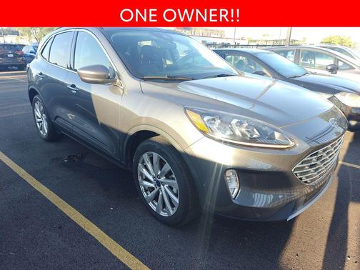 2022 Ford Escape Titanium