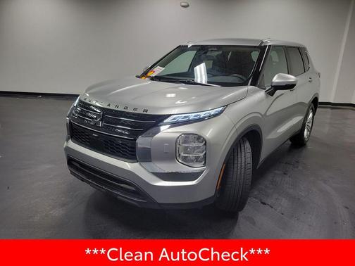 2024 Mitsubishi Outlander ES 2.5 S-AWC