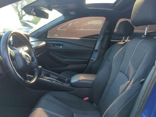 Still Night Pearl 2023 Honda Accord Hybrid Sport