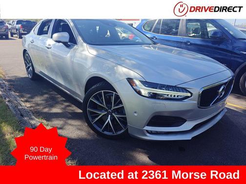 2017 Volvo S90 T6 Momentum