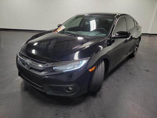 2017 Honda Civic Touring
