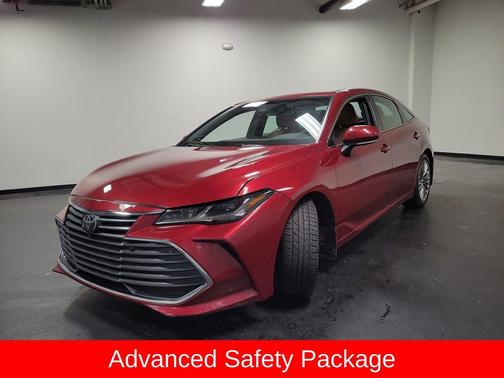 Pearl 2019 Toyota Avalon Limited