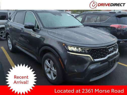 2022 Kia Sorento LX