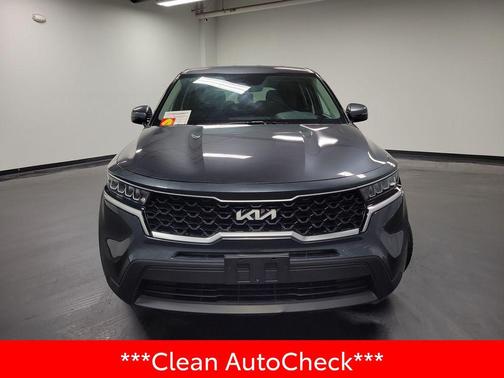 2022 Kia Sorento LX