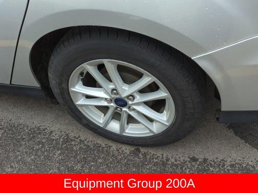 Ingot Silver 2016 Ford Focus SE