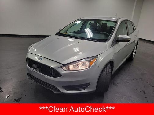 Ingot Silver 2016 Ford Focus SE