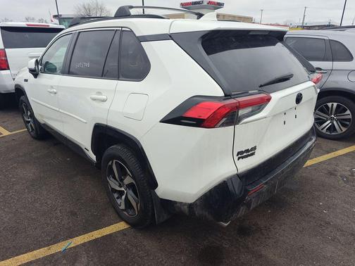 2021 Toyota RAV4 Prime SE