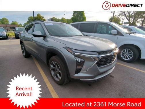 Sterling Gray Metallic 2025 Chevrolet Trax LT