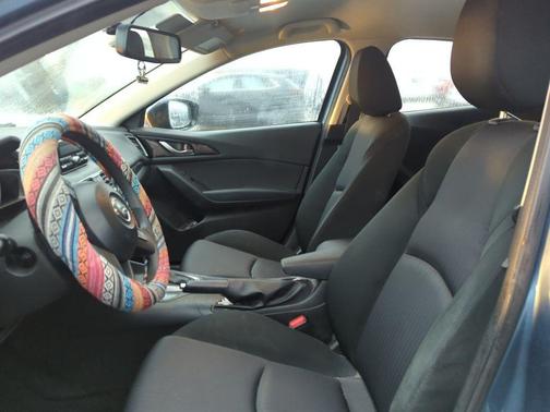 2014 Mazda Mazda3 i Sport