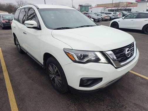 2019 Nissan Pathfinder SV