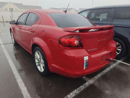 2012 Dodge Avenger SE