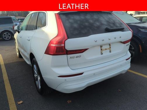 2022 Volvo XC60 B5 Momentum