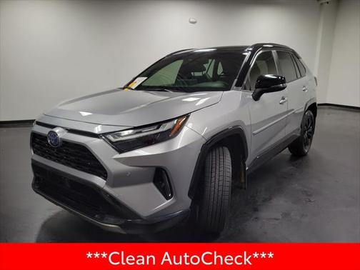 2022 Toyota RAV4 Hybrid SE
