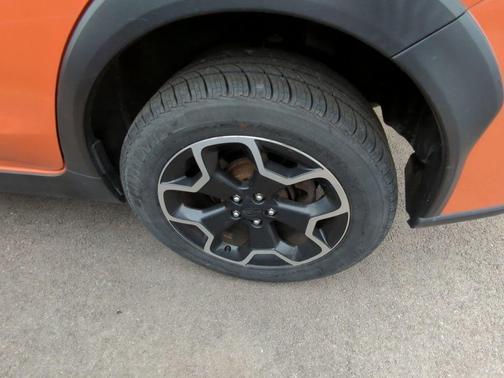 Tangerine Orange Pearl 2014 Subaru XV Crosstrek 2.0i Premium