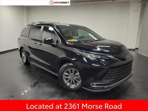2022 Toyota Sienna XLE 8 Passenger