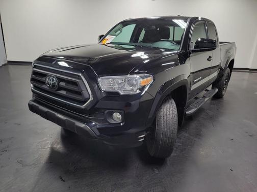 2022 Toyota Tacoma SR5
