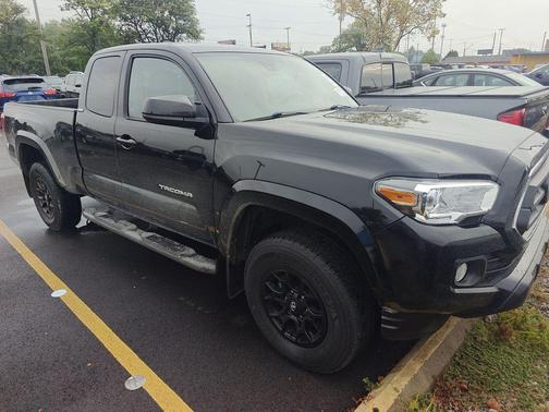 2022 Toyota Tacoma SR5