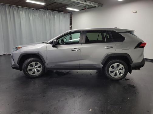 Silver Sky Metallic 2022 Toyota RAV4 LE