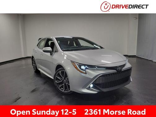 Classic Silver Metallic 2021 Toyota Corolla XSE