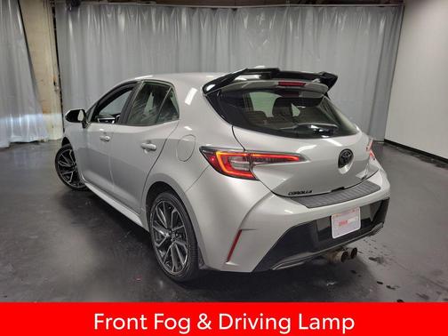 Classic Silver Metallic 2021 Toyota Corolla XSE