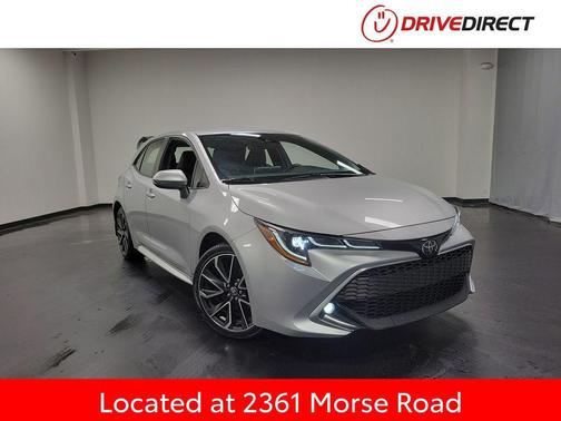 Classic Silver Metallic 2021 Toyota Corolla XSE